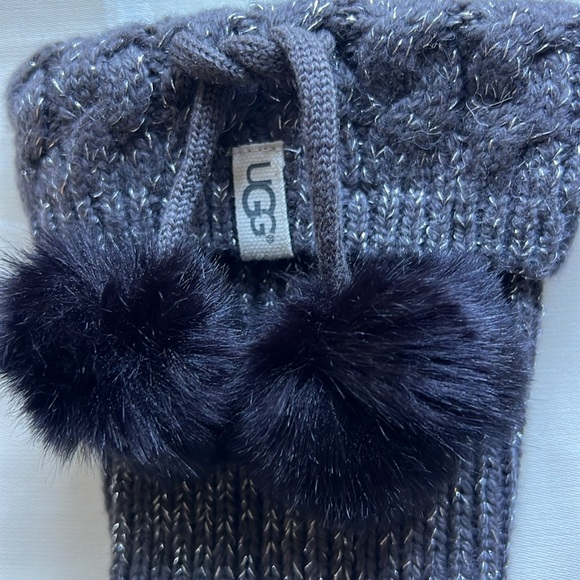 NEW UGG kids' Rainboot socks. Size 13-3 . 6-8 years old. Charcoal grey. - Picture 4 of 8